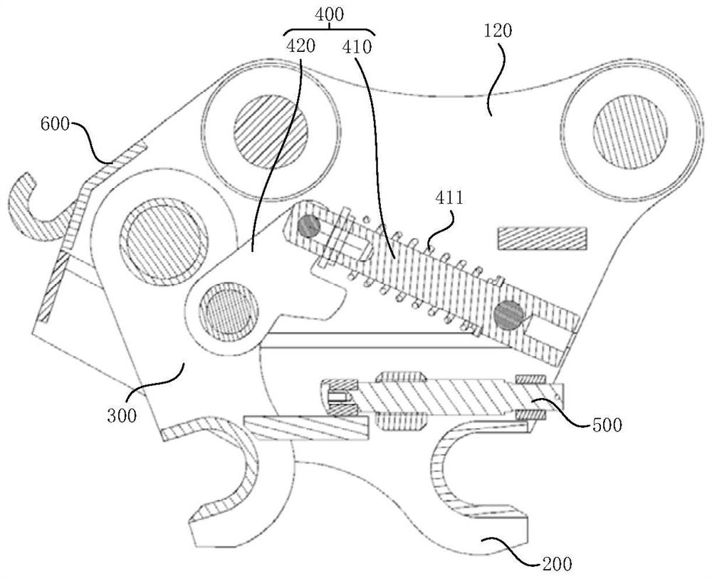 Connecting device and excavator