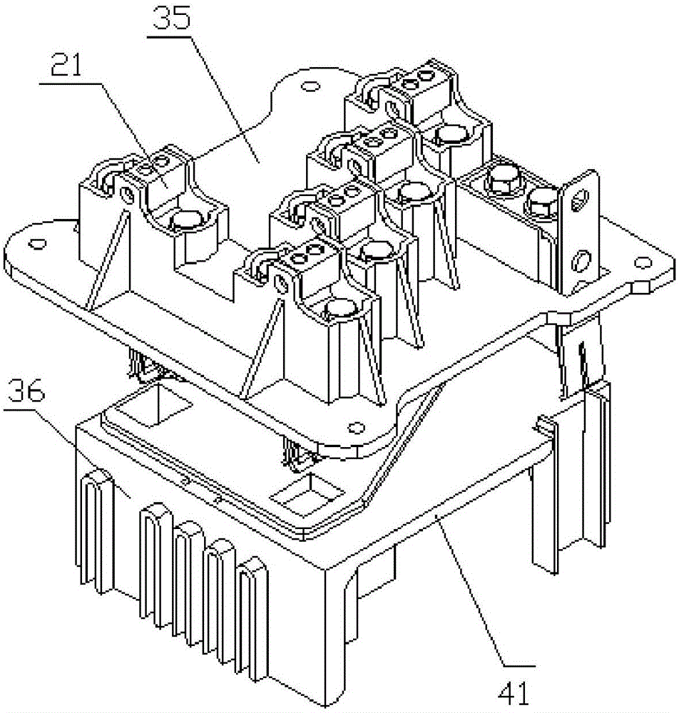 Tapping unit for bus duct