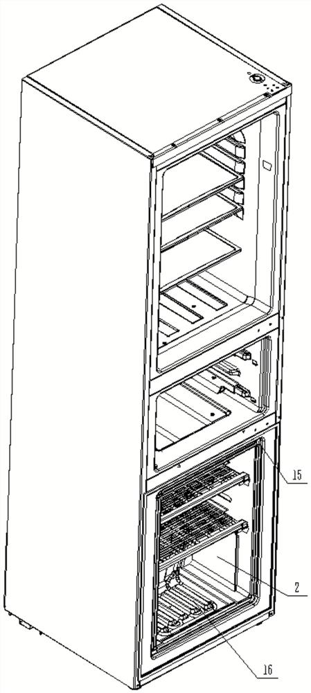 Freezing chamber and refrigerator with same