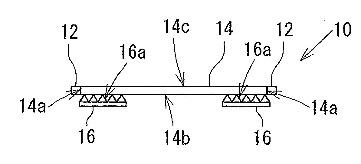 Illuminator allowing a wide luminous intensity distribution