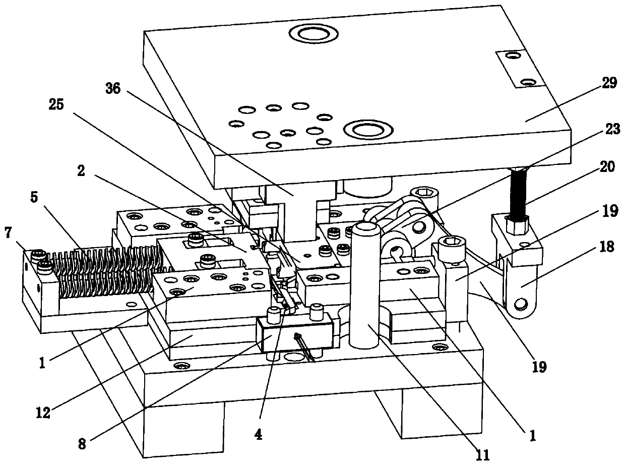 Continuous forming mold for manufacturing triangular cramp and continuously formed triangular cramp