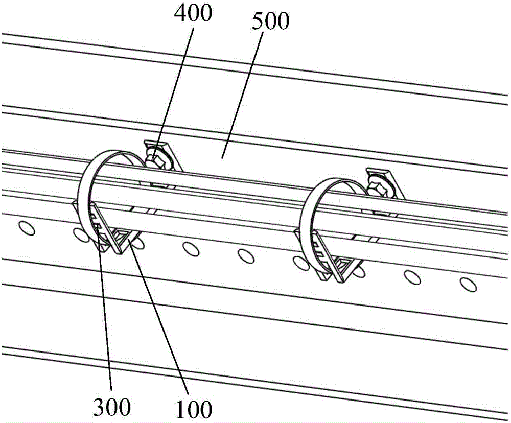 Clamping type fixed support