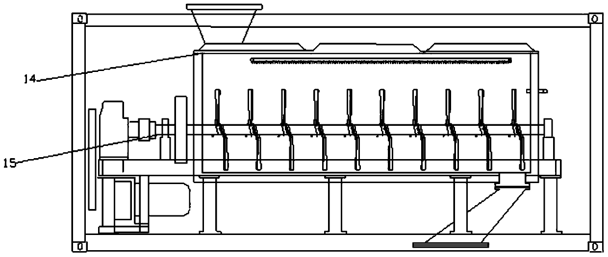 Continuous soil bioremediation reactor and remediation method thereof