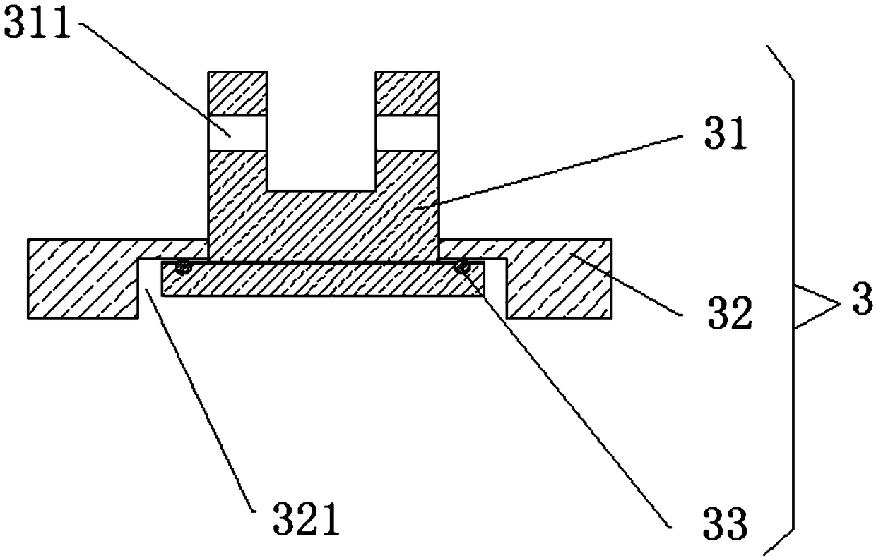 Industry raw material feeding and discharging device