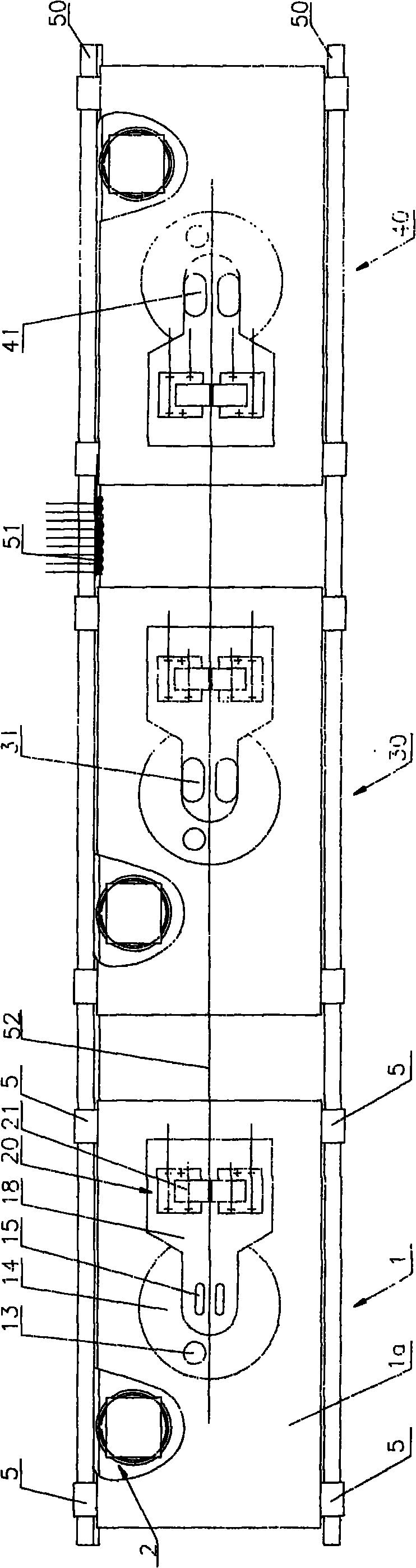 Automatic bending machine capable of continuously bending steel bars with different semi-diameters