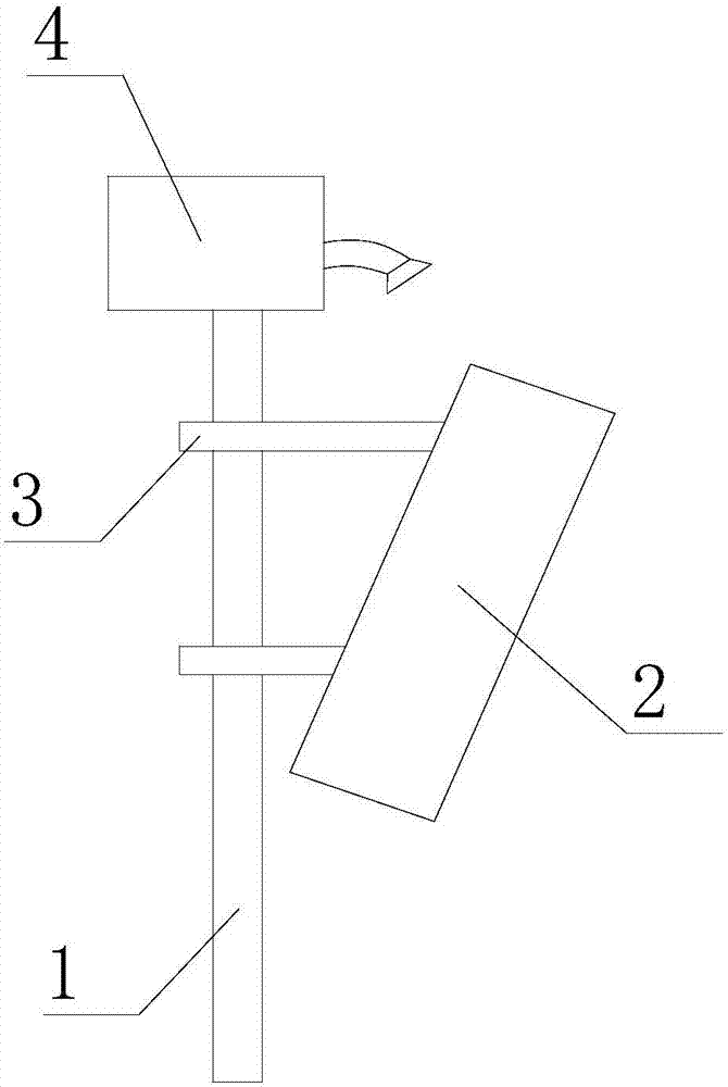 Base station antenna with convenience in snow removal