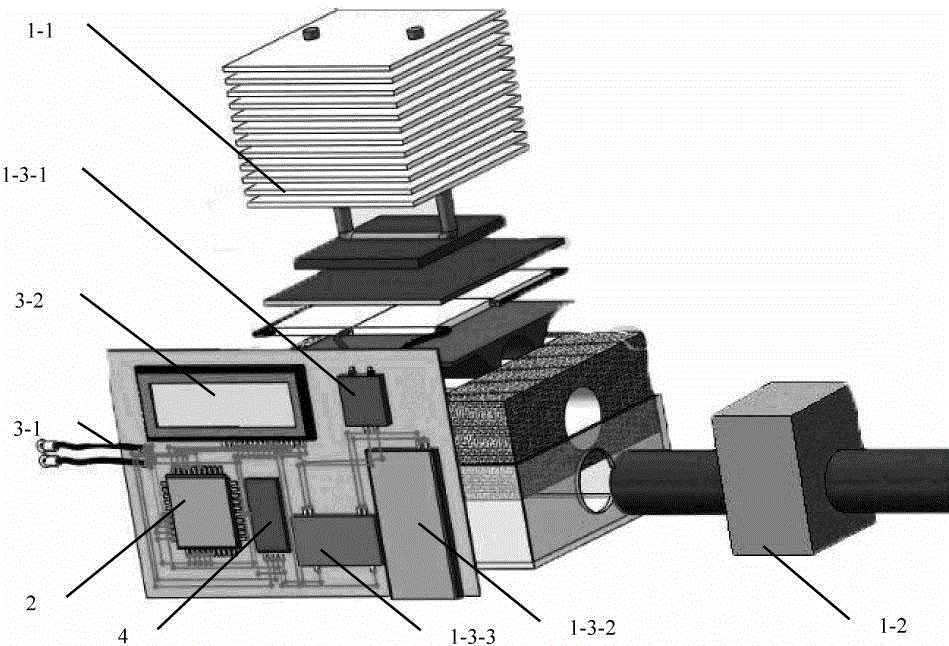 Intelligent remote-transmitting heat meter and working method thereof based on temperature difference and impeller complementary power generation technology