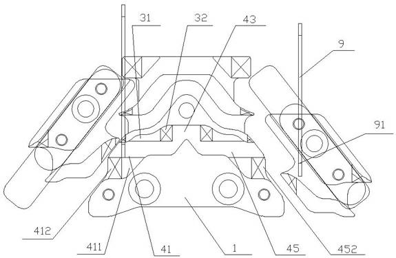 Middle guide triangular part of computerized flat knitting machine