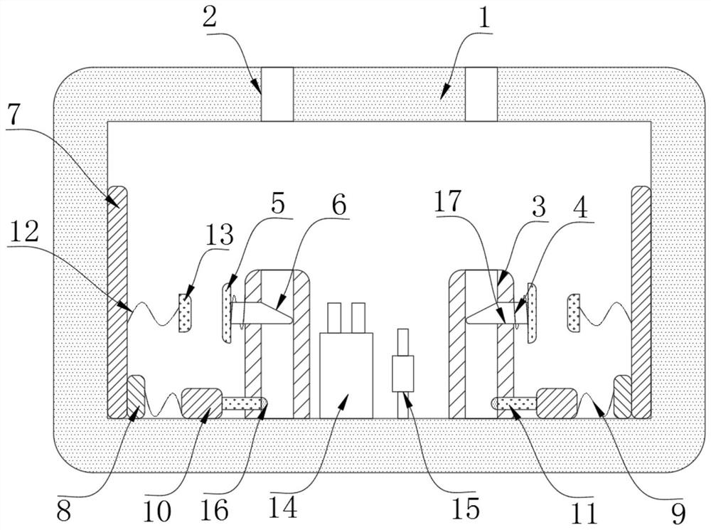 Anti-electric shock socket with delayed connection