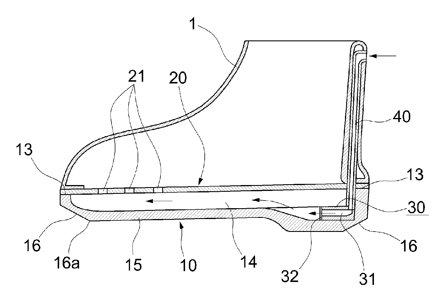 Ventilating shoe capable of being pumped by using outsole