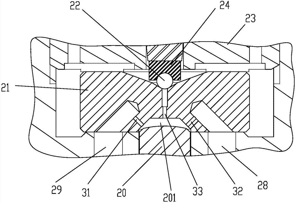 Oil injector with double air inlet channels