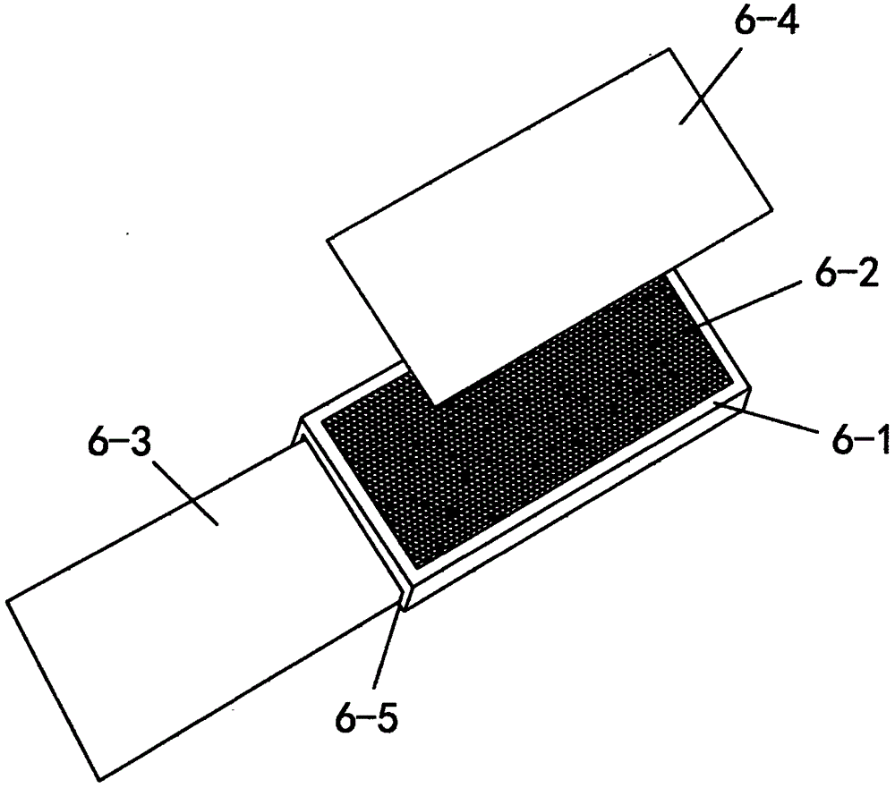 Novel device for collecting bee venom in batches