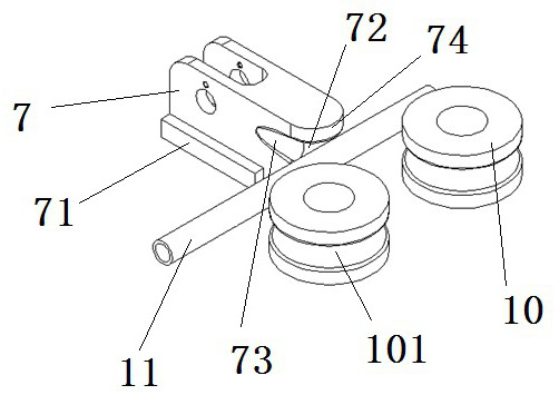 Workpiece bending device