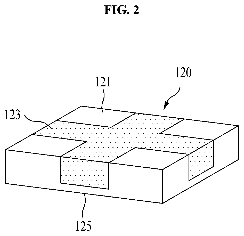 Superlattice photodetector thinned with improved performance and method of manufacturing the same