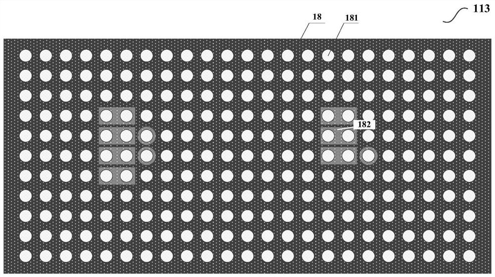 Airtight high-thermal-conductivity LCP packaging substrate and multi-chip system-in-package structure