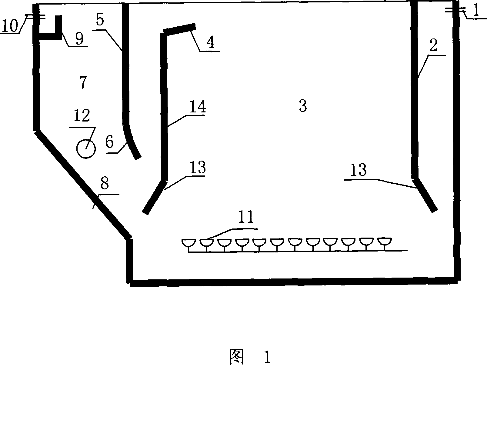 Treating device for sludge self-return aerobic bios