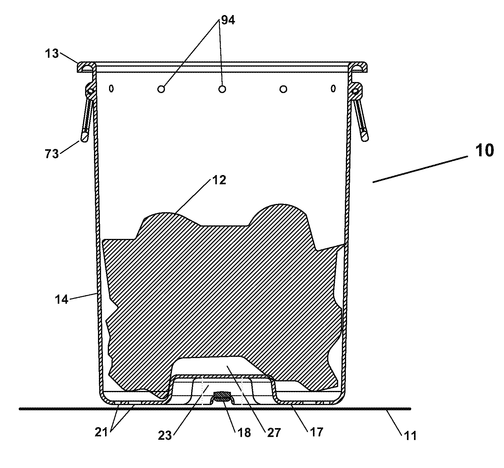 Apparatus and method for collecting and transferring yard waste