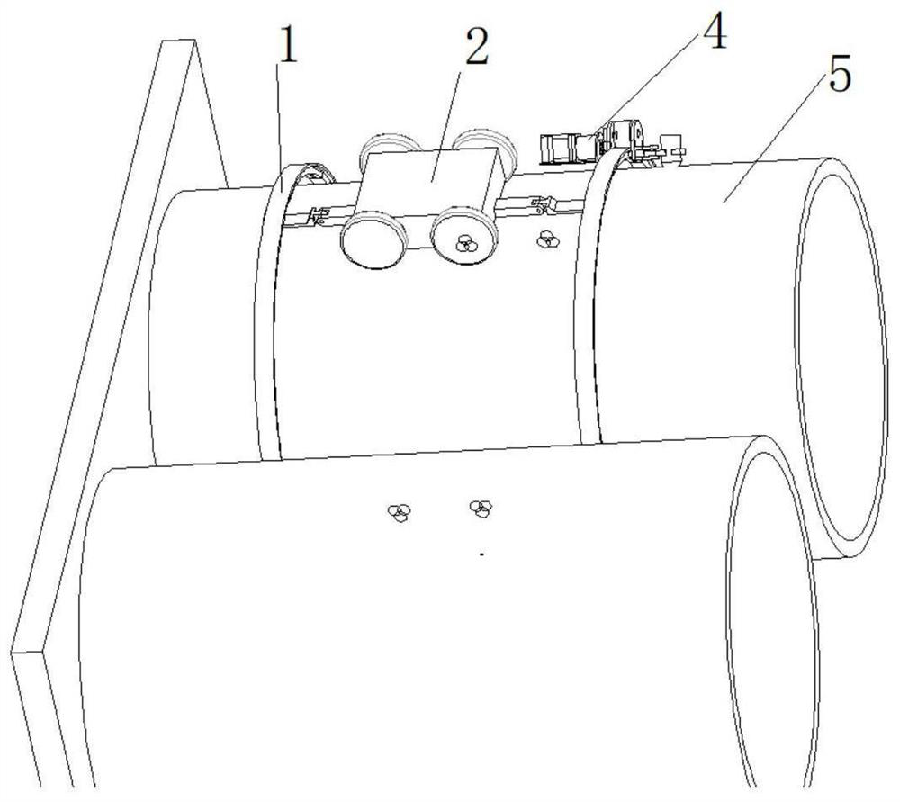 Pipeline outer wall omni-directional rapid detection robot