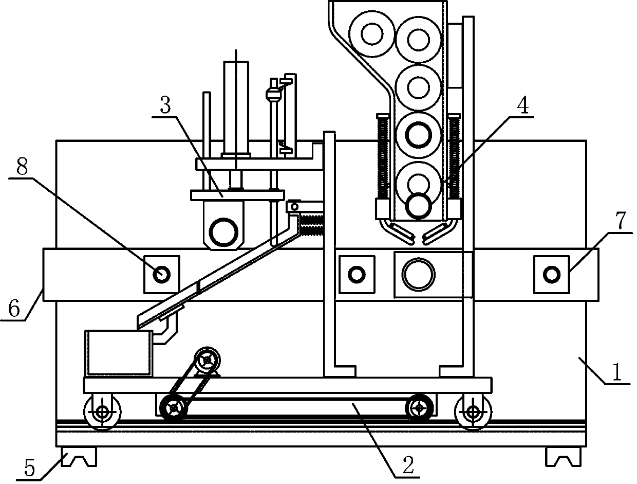 Automatic spool replacing device for woolen sweater fabric weaving