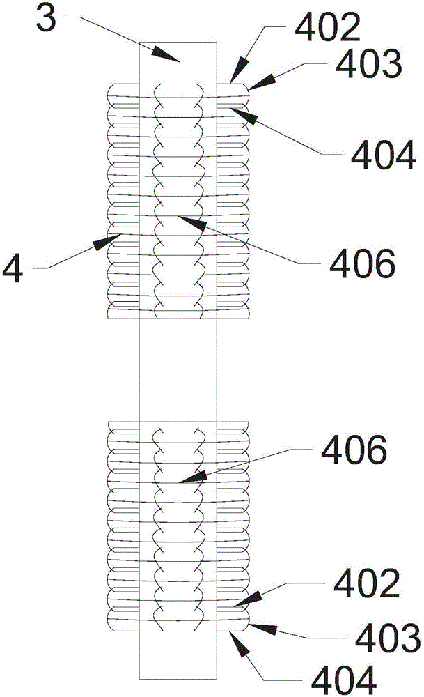 Sea water desalinating apparatus with vertical low-resistance heat pipes