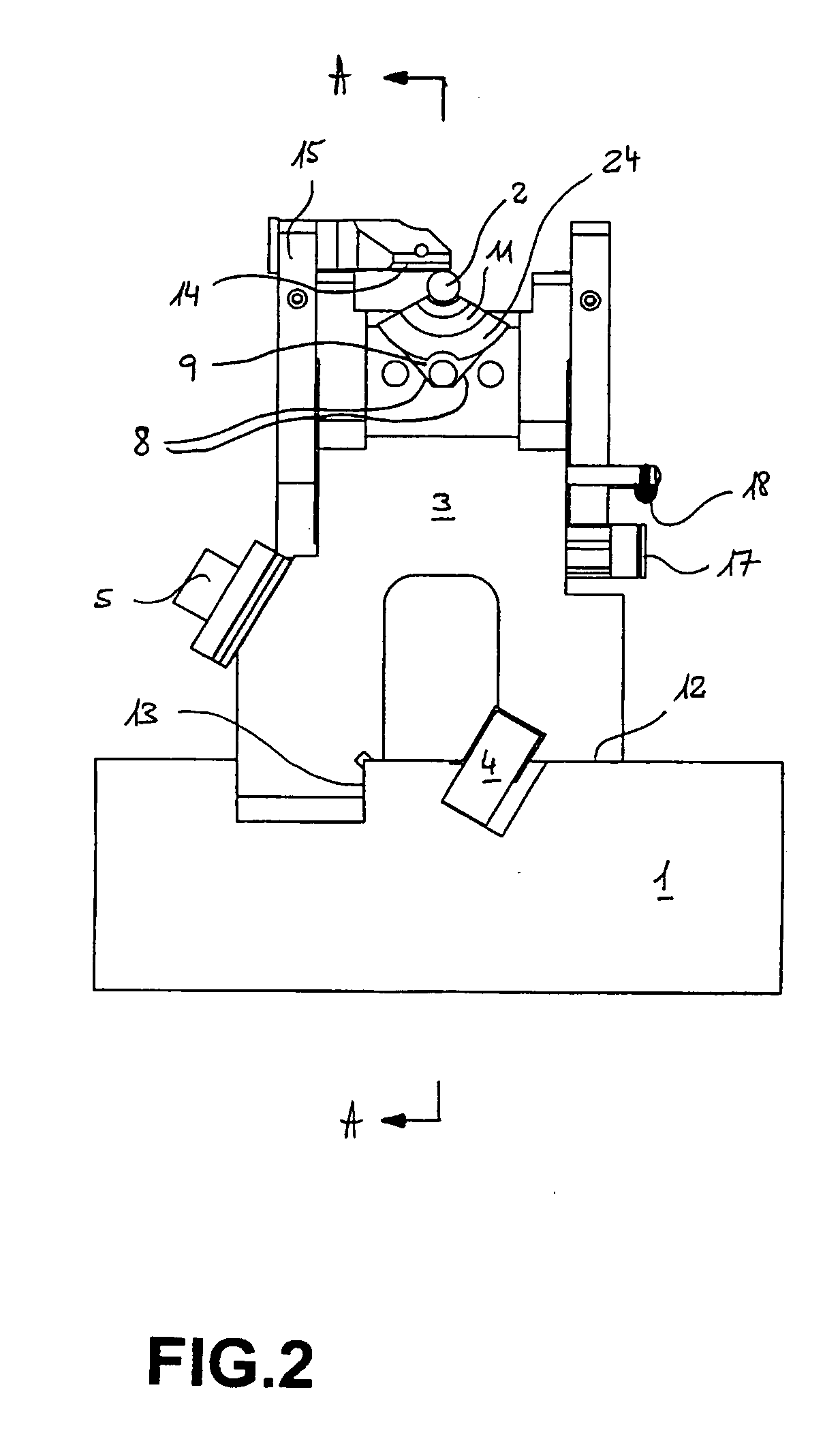 Precision guidang device in a machine for machining cylindrical components