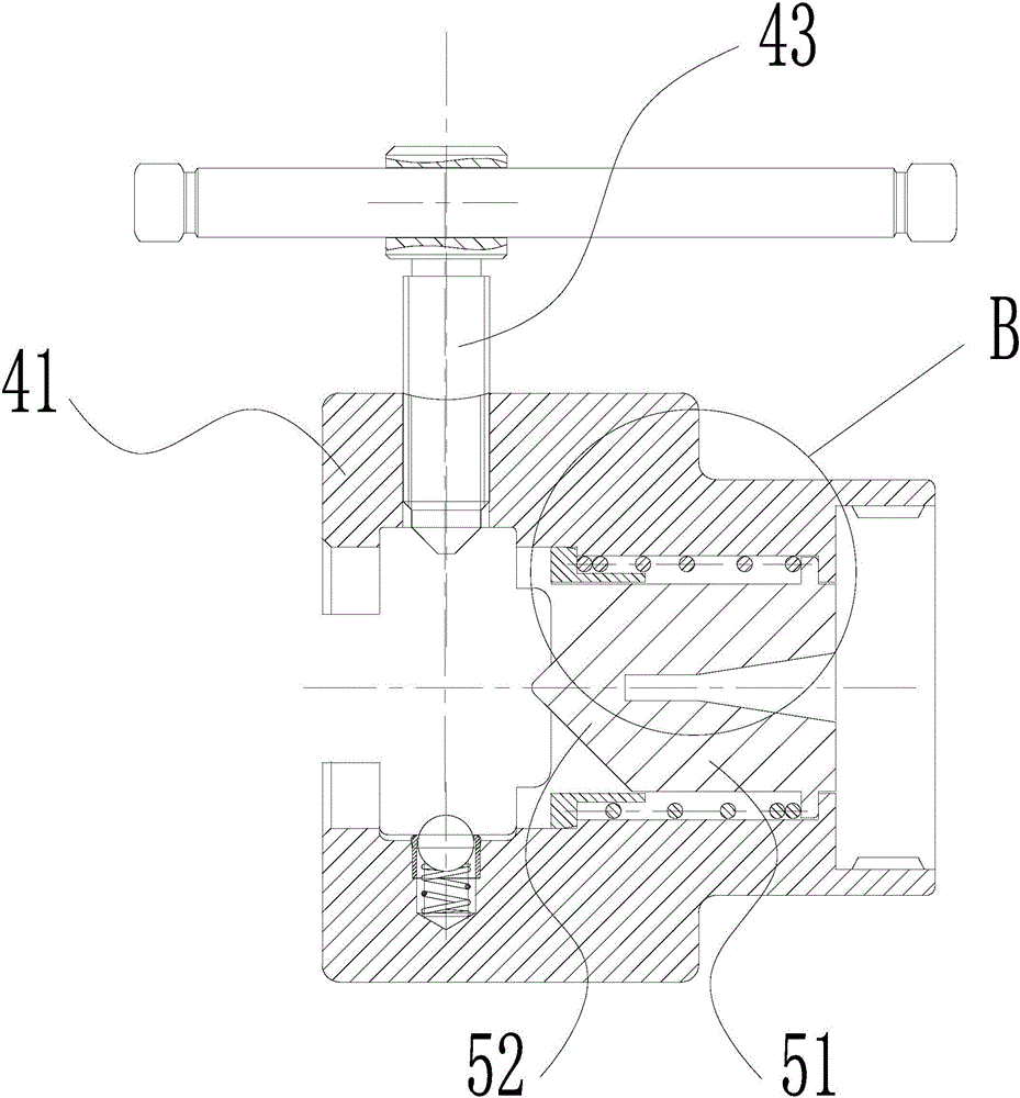 Hydraulic pipe expanding and enlarging device