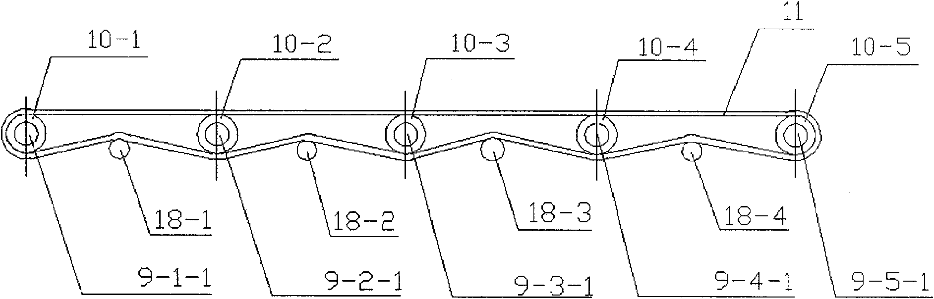 Single tooth-shaped band driving group synchronous tracking sunlight automatic tracking device based on running track from sun to earth