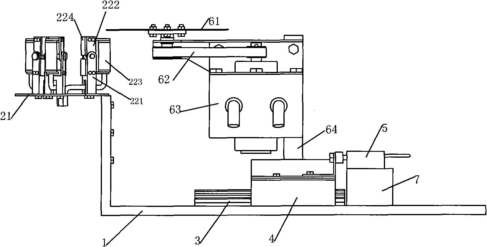 Flexible end effector for cone picking robot