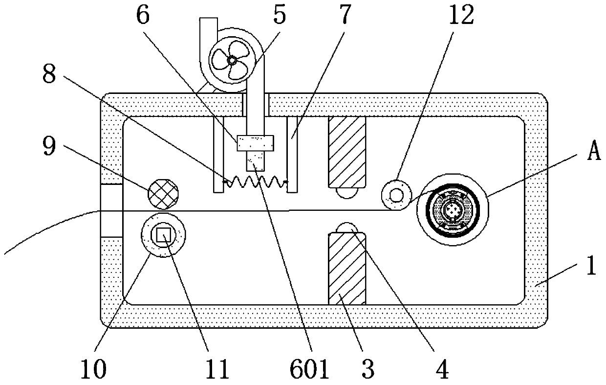 Spinning cloth winding device with drying and sterilizing functions