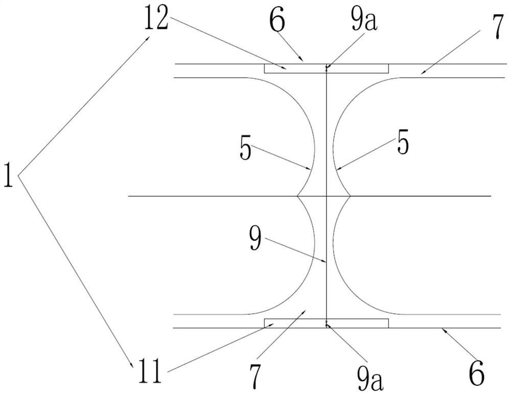 A connecting tank for c-type liquid tank liquefied gas ship