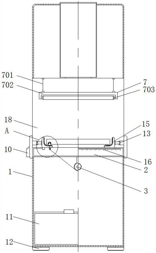 Photovoltaic solar panel detection device with limiting structure and convenient to detect