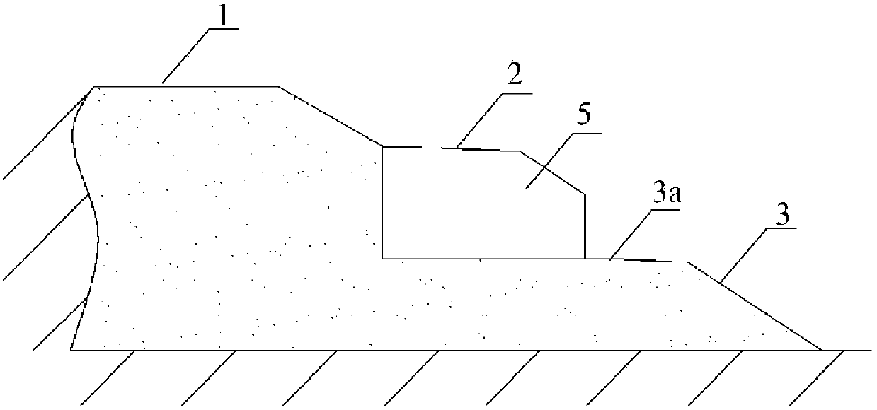 A shoulder widening method for existing railway embankment