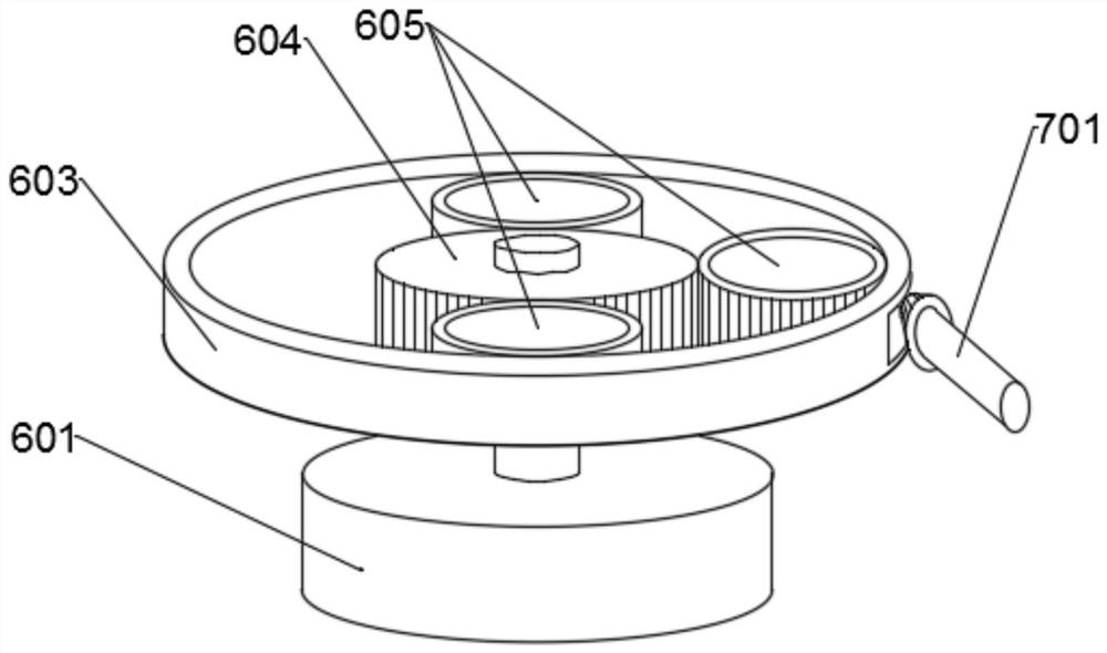 A portable solar charging treasure with ray tracing and its charging method