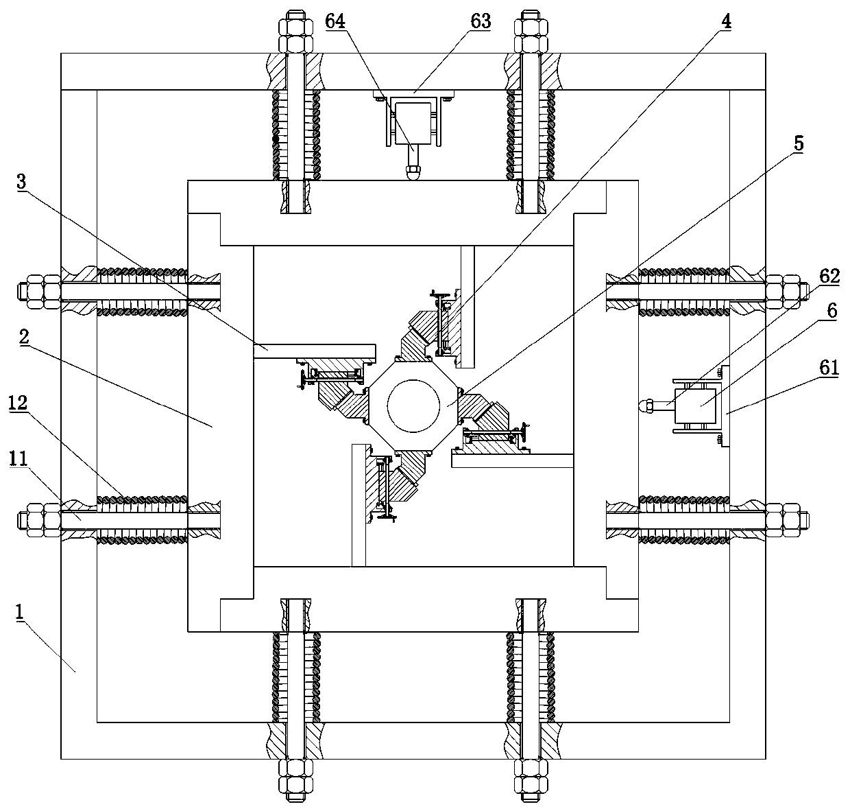 A rolling mill roll test center adjustment device