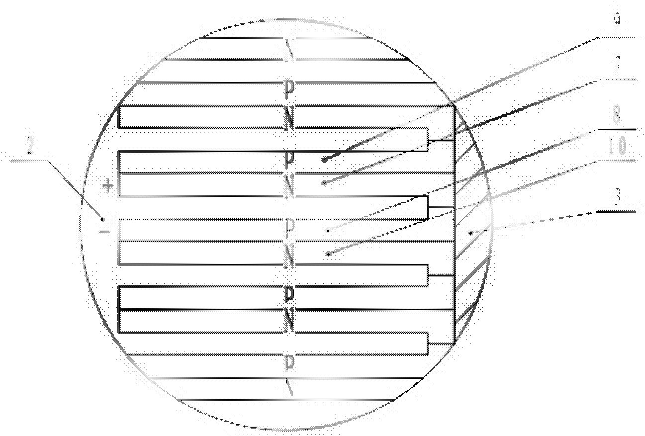 Self-powered wireless temperature field measuring device in closed rotating shaft