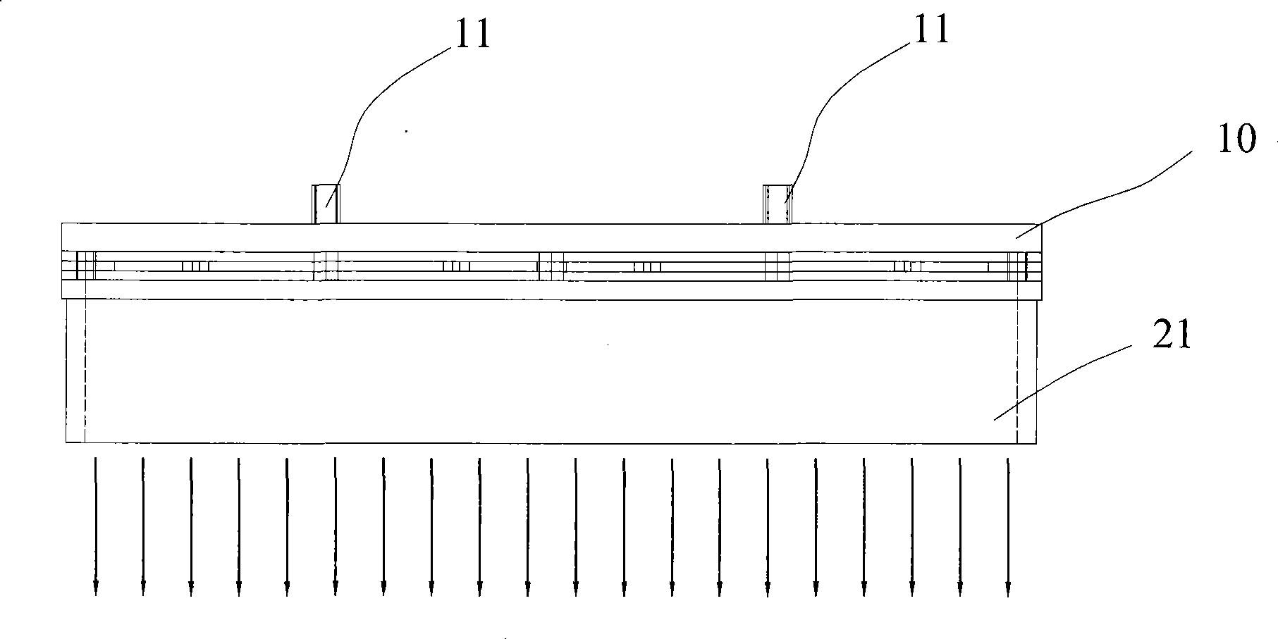 Gas transverse uniform output device