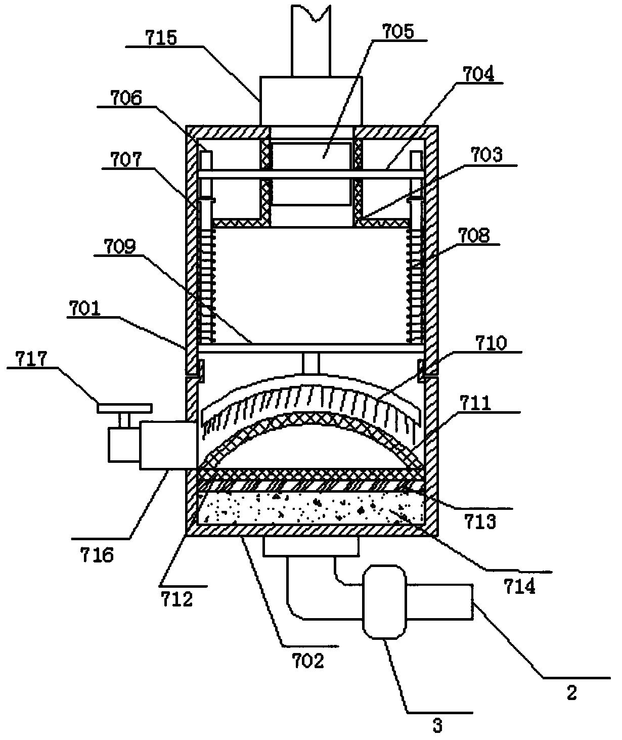 Solar water heater tank with cleaning function