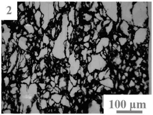 Electromagnetic shielding epoxy composite material with isolation structure and preparation method