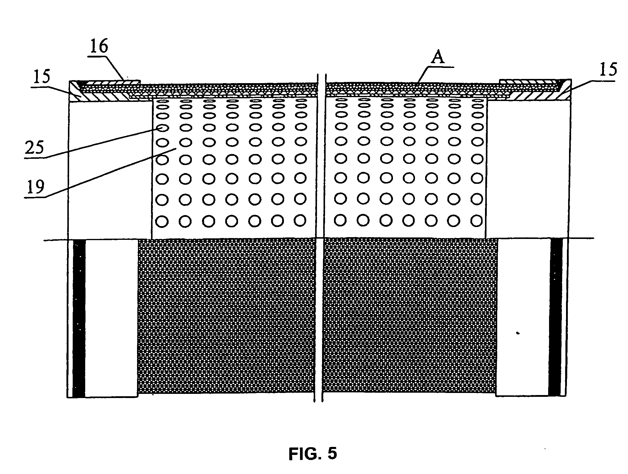 Composite filtering mesh, a sand control sleeve and a sand control screen pipe with the composite filtering mesh