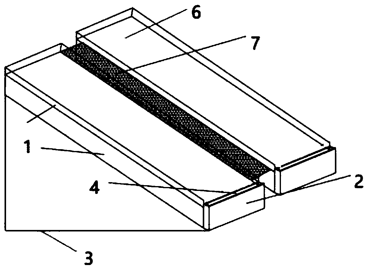 Field natural slope surface runoff and interflow monitoring device