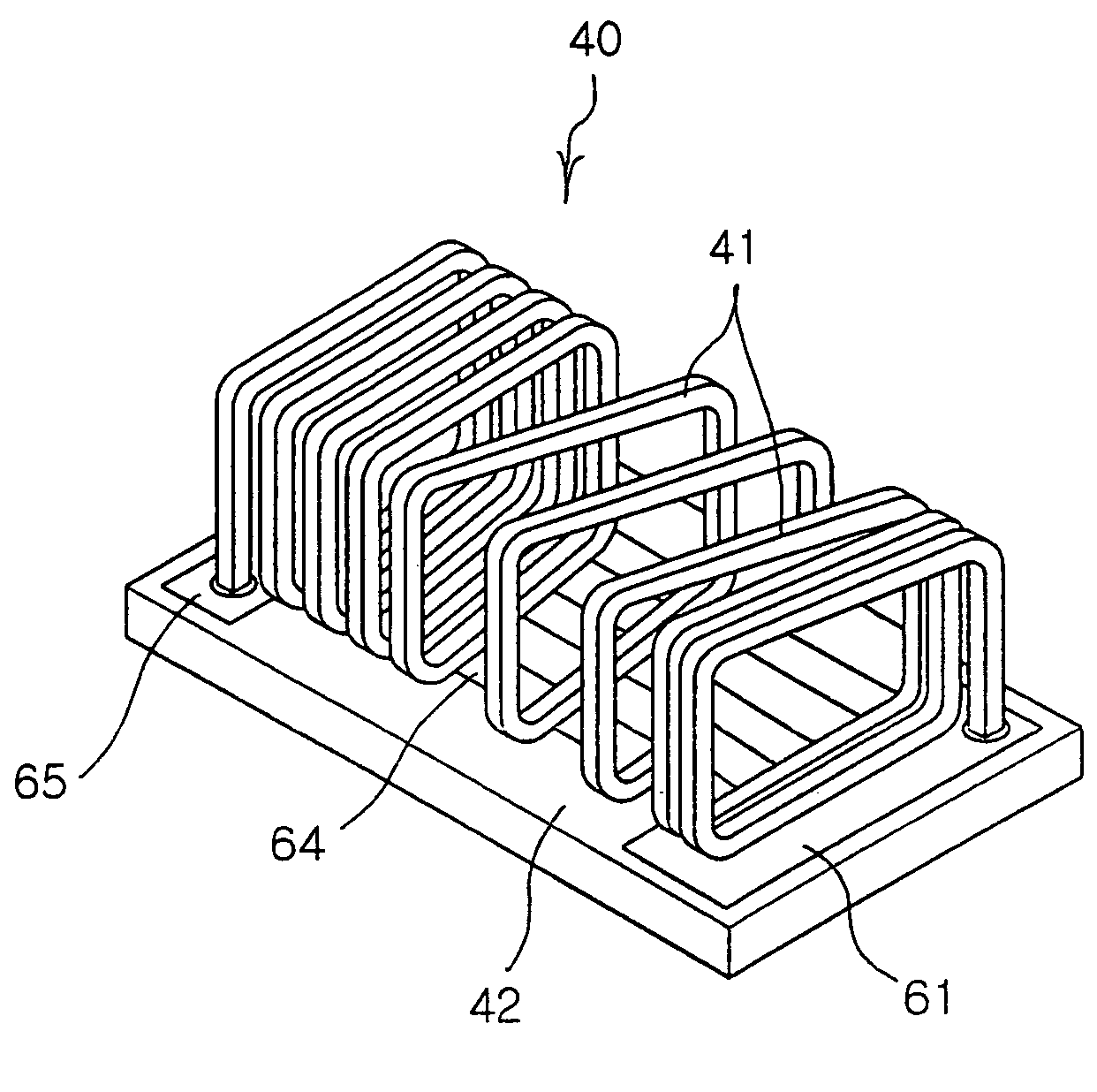 Broadband internal antenna