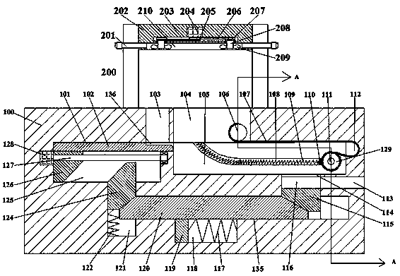 Intelligent labeling device for bottles