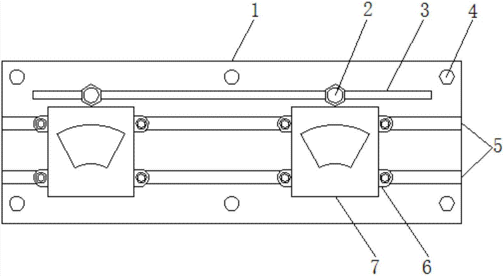 Electronic instrument capable of being mounted conveniently