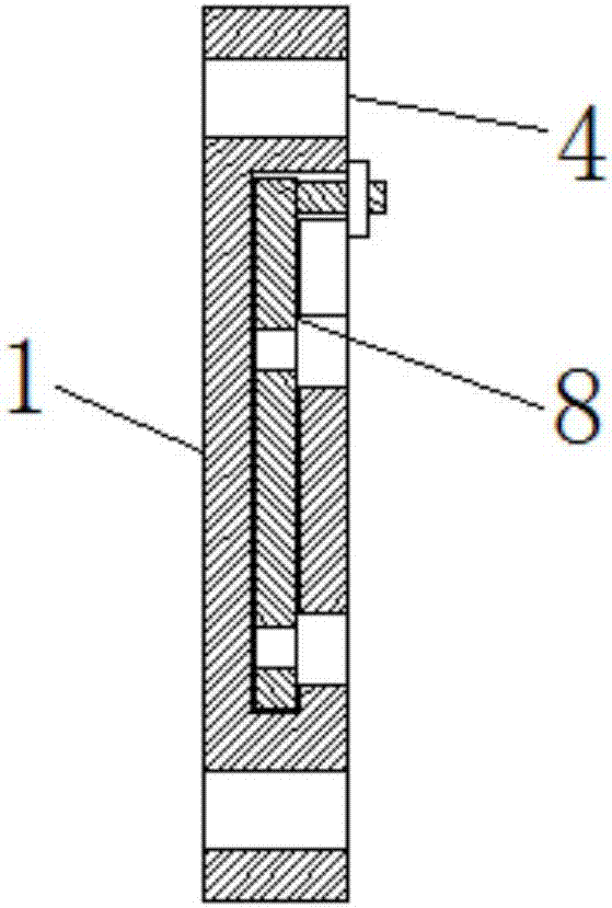 Electronic instrument capable of being mounted conveniently