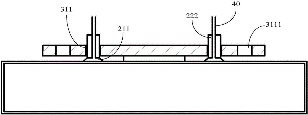 Label pressing and attaching process and label pressing and attaching tool