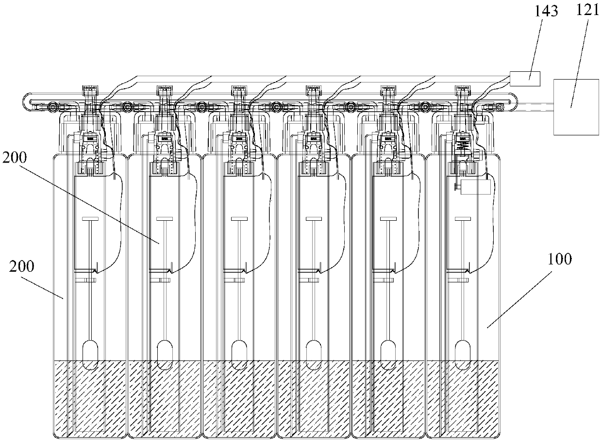 Electronic firework spraying control device and electronic firework spraying system