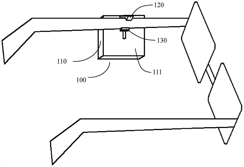 Adjustable pendant fixed on glasses and related multi-functional glasses