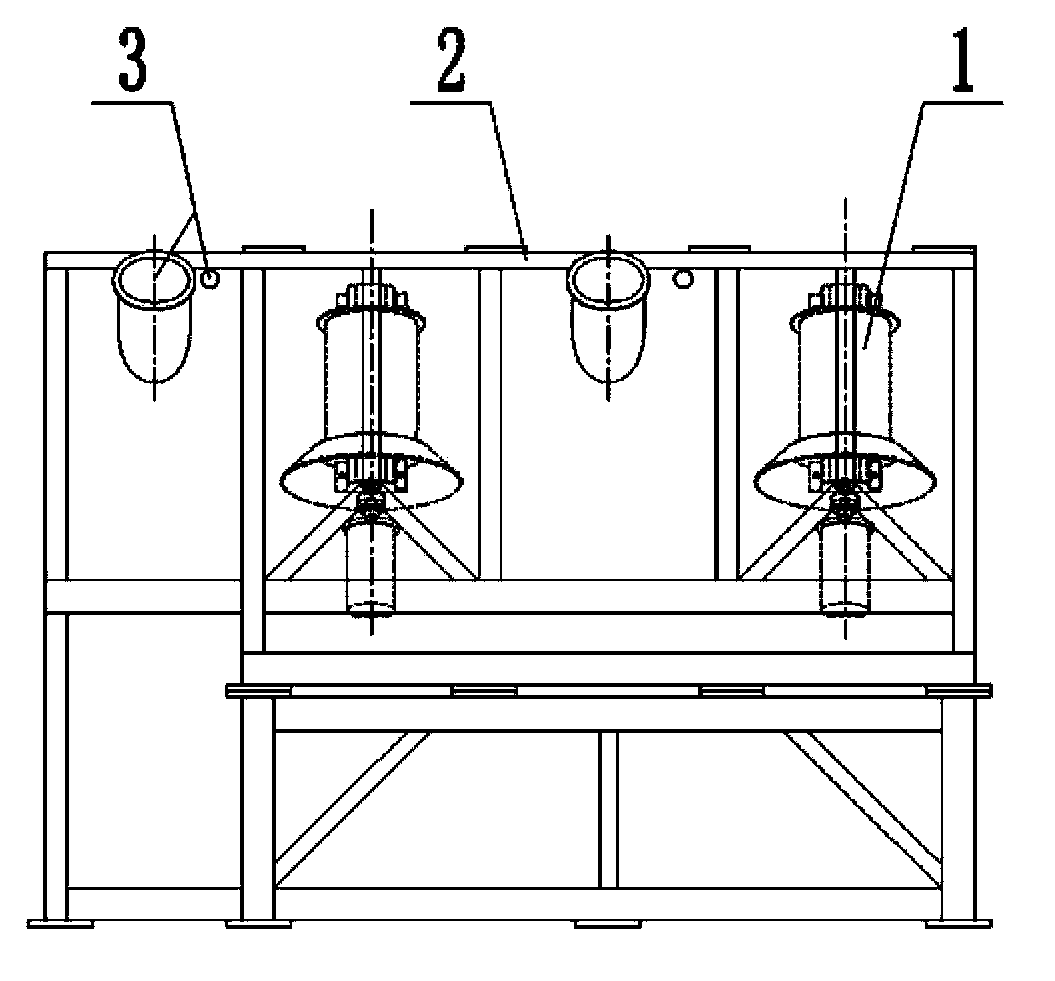 Novel chain-throwing blowing and cleaning device for anode scrap electrolyte