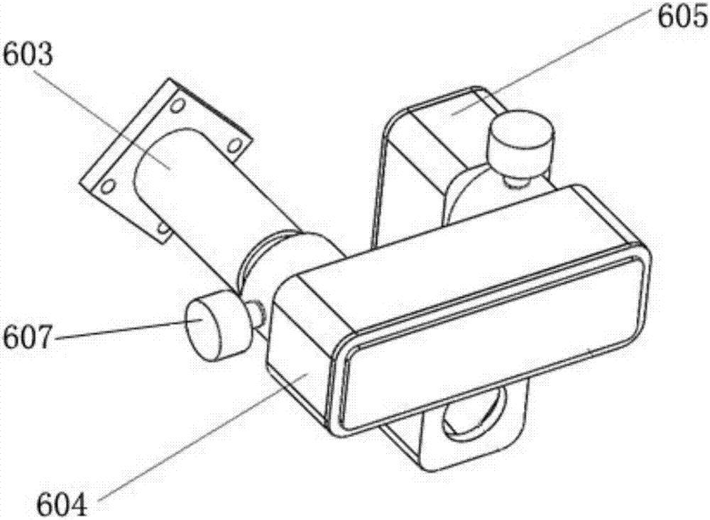 Prismatic reflection type calibrator and calibration method thereof