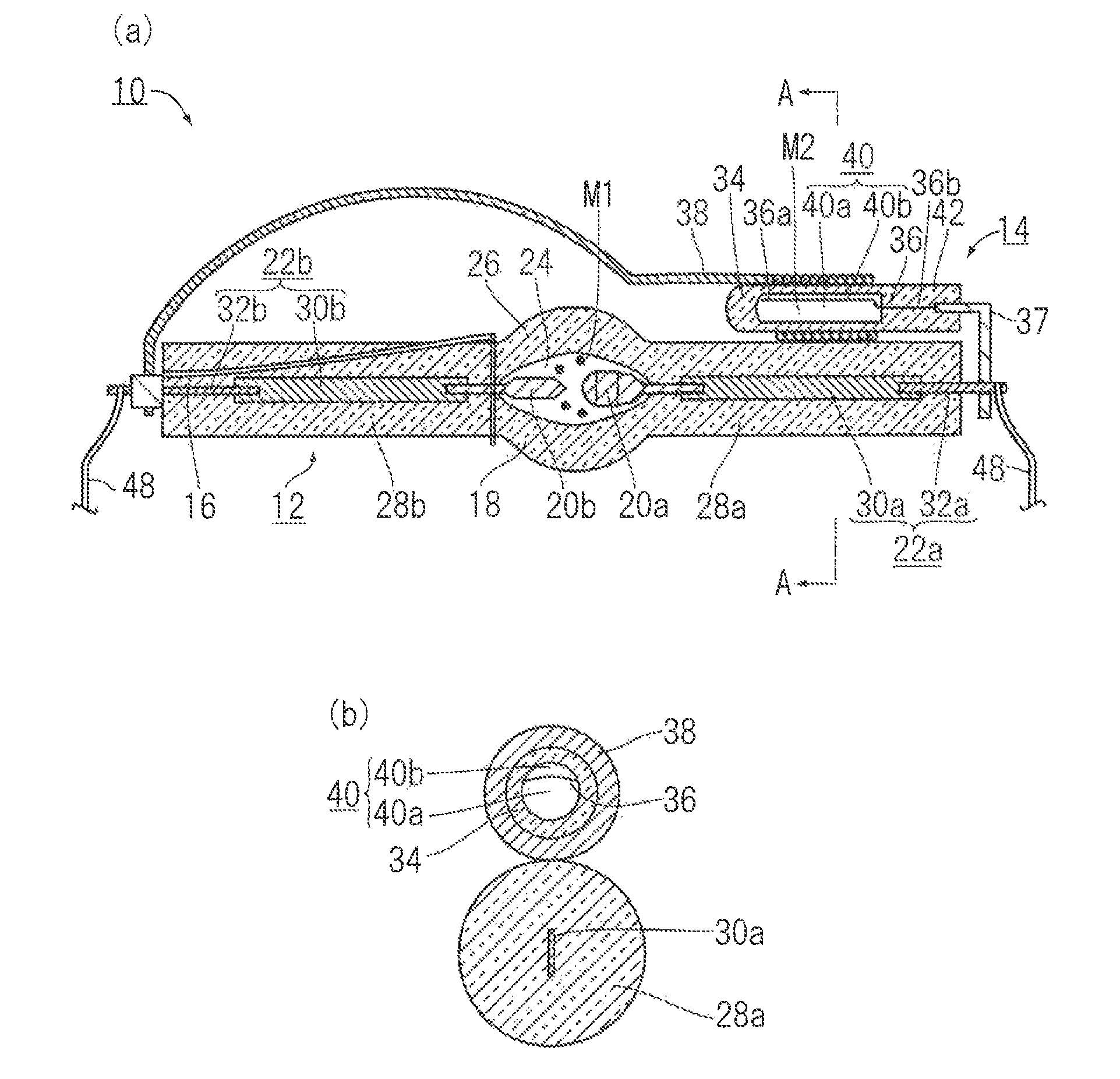 High pressure discharge lamp with auxiliary lamp